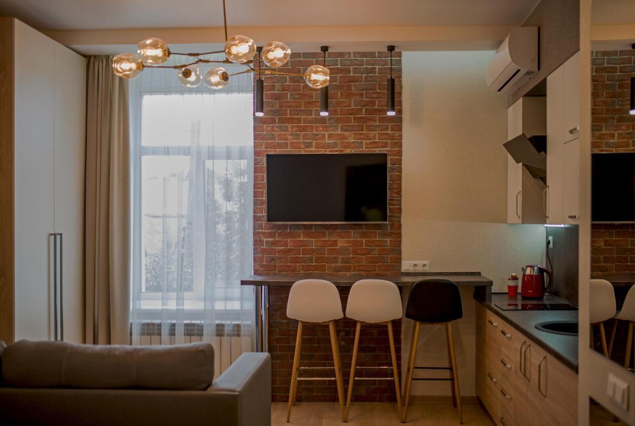 Modern Apartmetns In Town Center โปลตาวา ภายนอก รูปภาพ