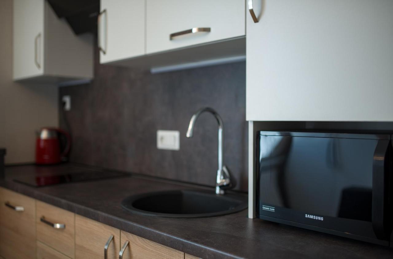 Modern Apartmetns In Town Center โปลตาวา ภายนอก รูปภาพ